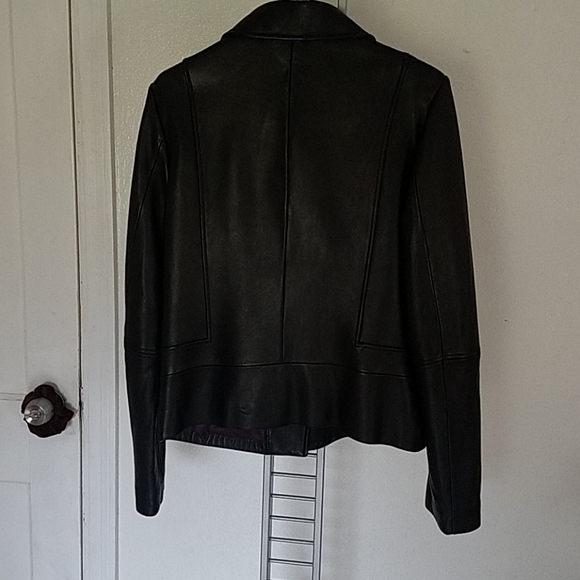 Leather jacket - Picture 5 of 12